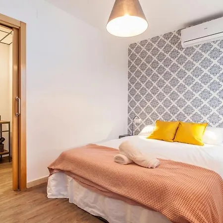 P1 Private Patio, Nice 1bdrm 2bath In Ruzafa * 발렌시아